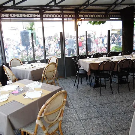 Ristorante La Torretta 호텔 2*